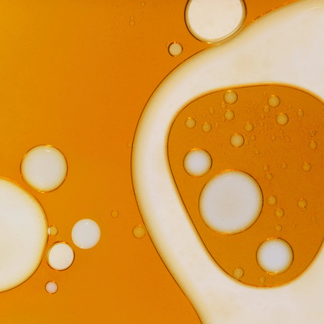 MERIT Great Skin Instant Glow Serum with Niacinamide and Hyaluronic Acid