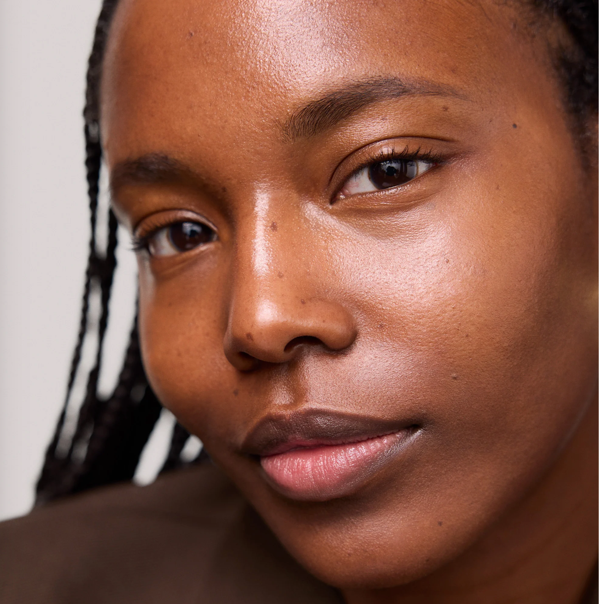 Merit The Uniform Tinted Mineral Sunscreen SPF 45